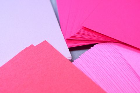 ピンクの紙　ピンク好き　貼り箱　貼り紙